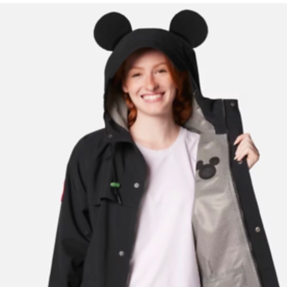 Mickey Rain Jacket
Male XXS size. So women 0 size